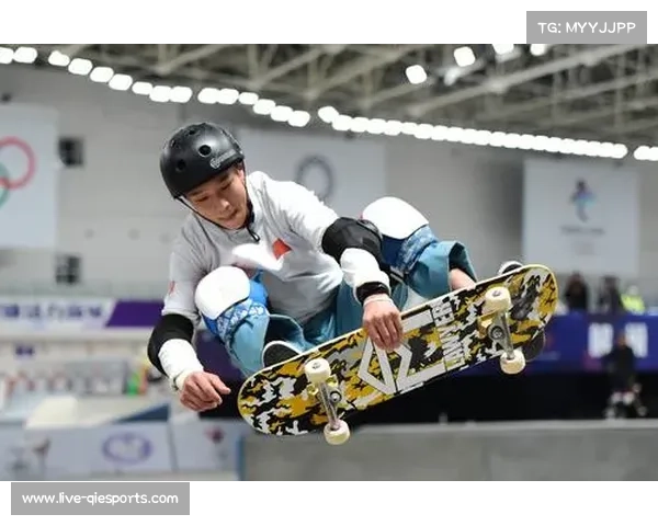 世界滑板锦标赛决赛轮：13岁巴西选手尝试1080度转体历史性动作